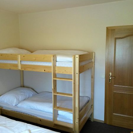Orlik Rejviz Hotel Buitenkant foto