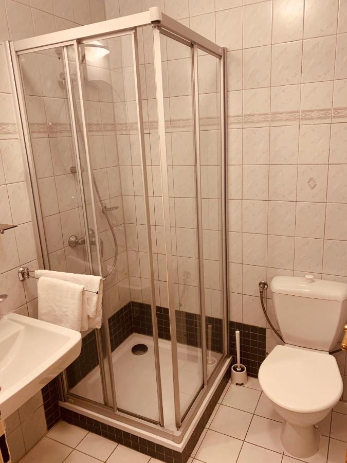 Orlik Rejviz Hotel Buitenkant foto