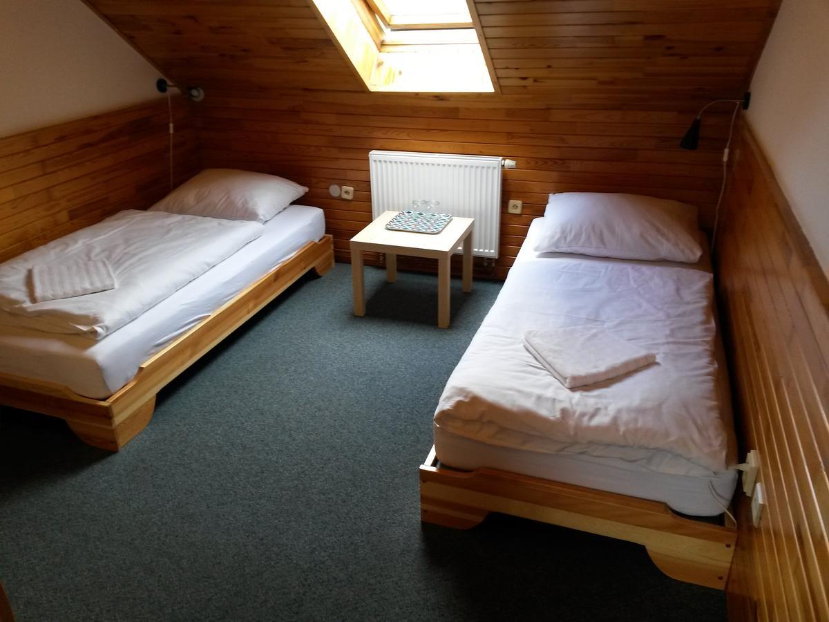 Orlik Rejviz Hotel Buitenkant foto
