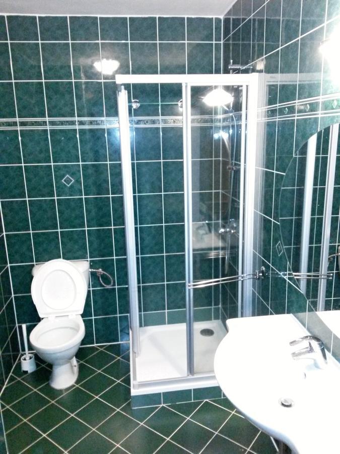 Orlik Rejviz Hotel Buitenkant foto